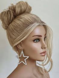 Chrissy's Bold Styling Eye Shadow